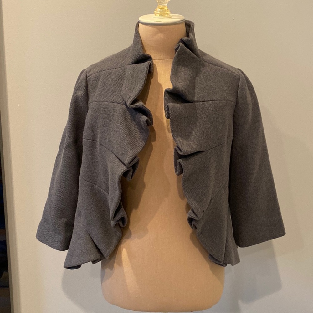 Grey shrug